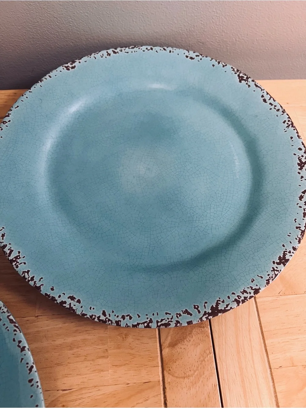 Tommy Bahama Turquoise Rustic Crackle Melamine 11” Dinner Plates set of 3